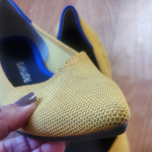 Rothys The Point Pointed Toe Ballet Flats Marigold Yellow, Size 7 - Picture 5 of 7